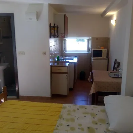 Apartment D&i *